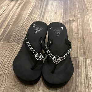 Guess plataform sandals